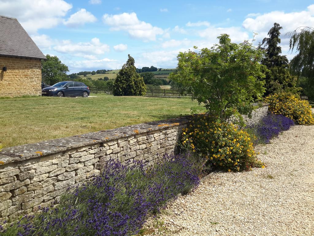 Greenhill Farm Barn B&B Sutton under Brailes Exterior photo