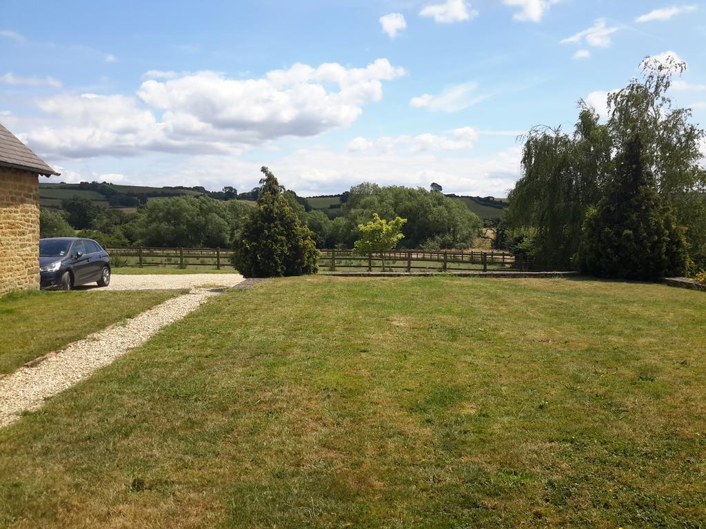 Greenhill Farm Barn B&B Sutton under Brailes Exterior photo